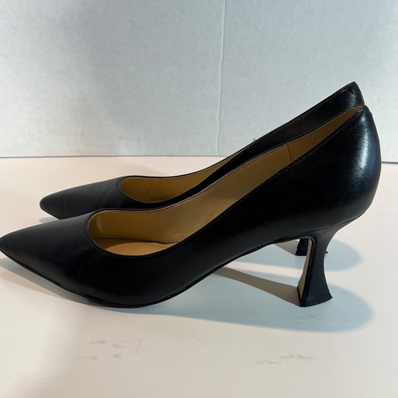Nine West Workin Pump - Picture 4 of 6